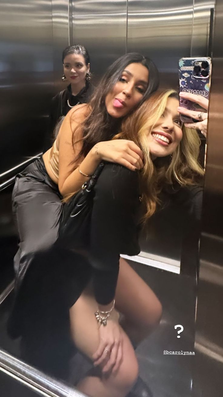 priscila caliari feet 5