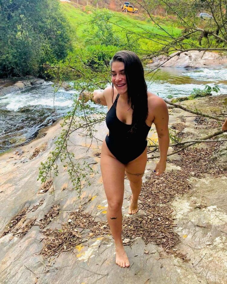 priscila fantin feet 6