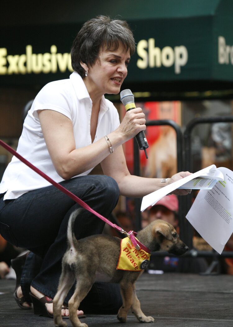 priscilla lopez feet 4