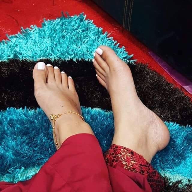 priyanka karki feet 2