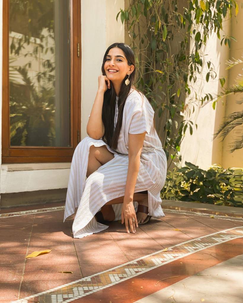 priyanka khurana goyal feet 6