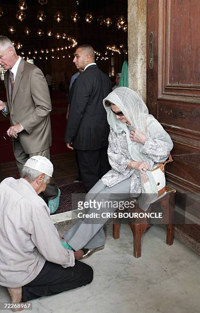 queen sonja of norway feet 3