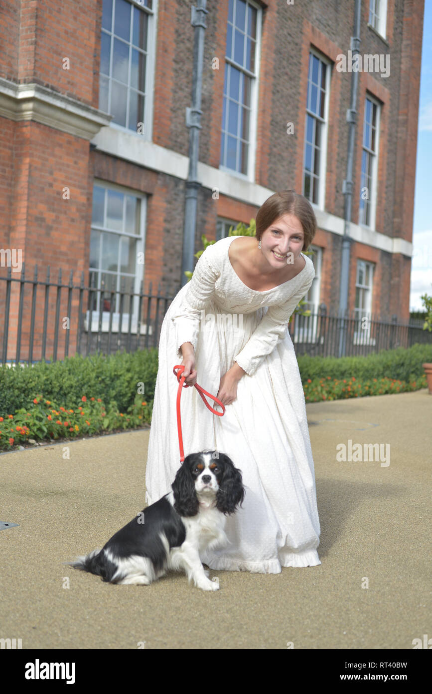 queen victoria feet 5