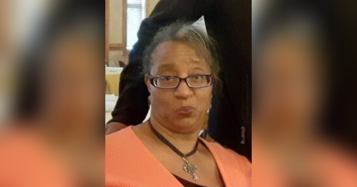 queenetta moore feet 6