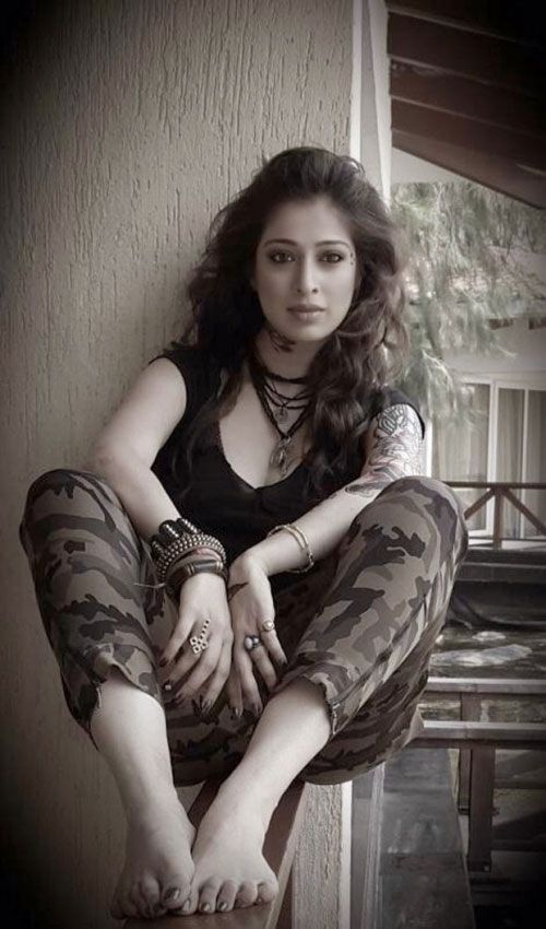 raai laxmi feet 1