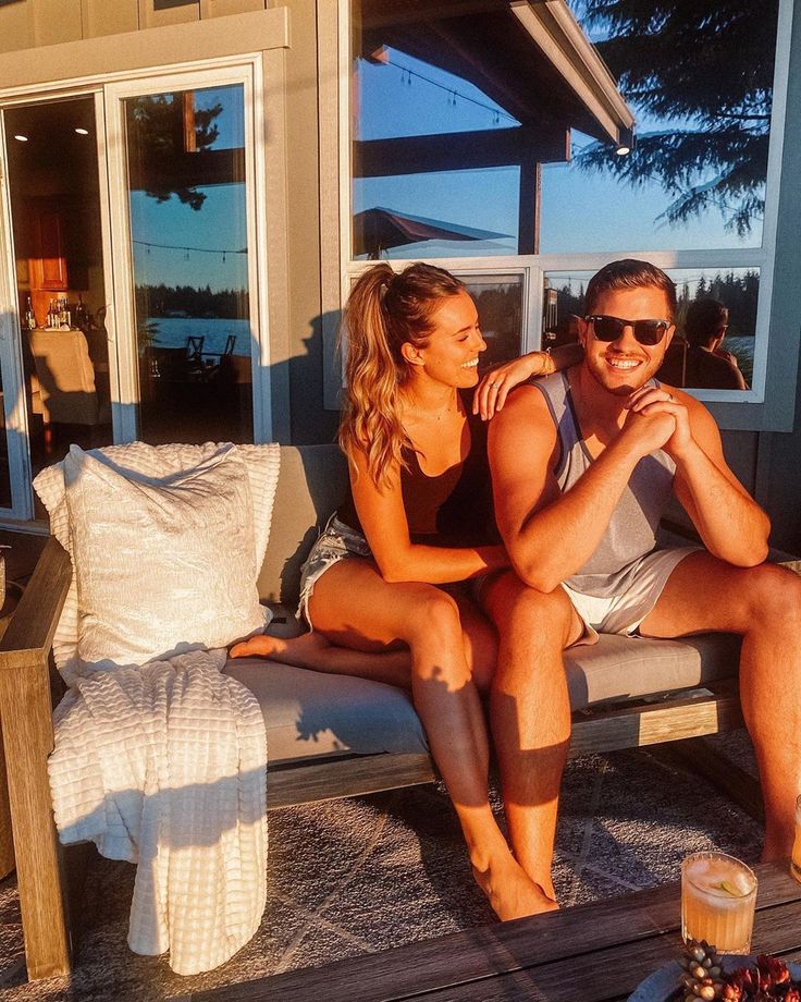 rachael devaux feet 4