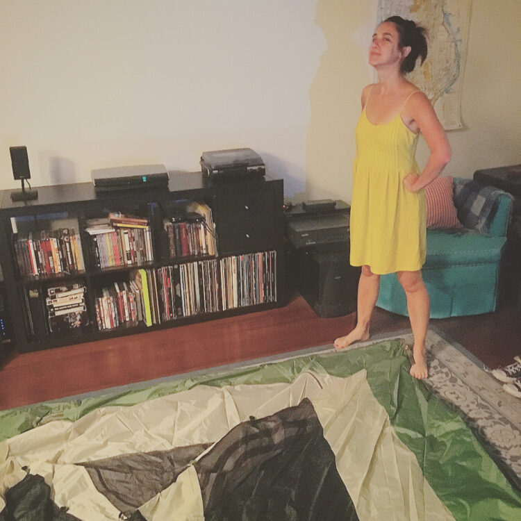 rachael hip flores feet 1