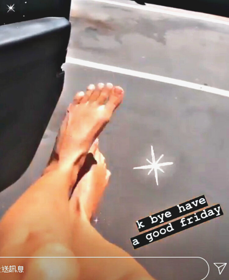 rachael kathryn bell feet 2