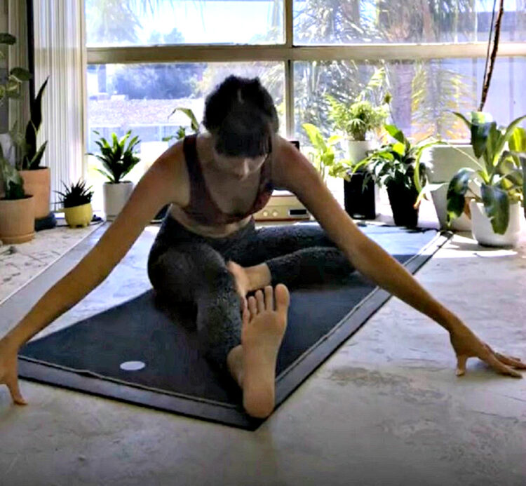 rachael kathryn bell feet 3