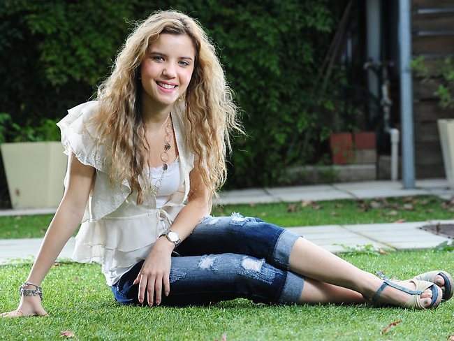 rachael leahcar feet 1