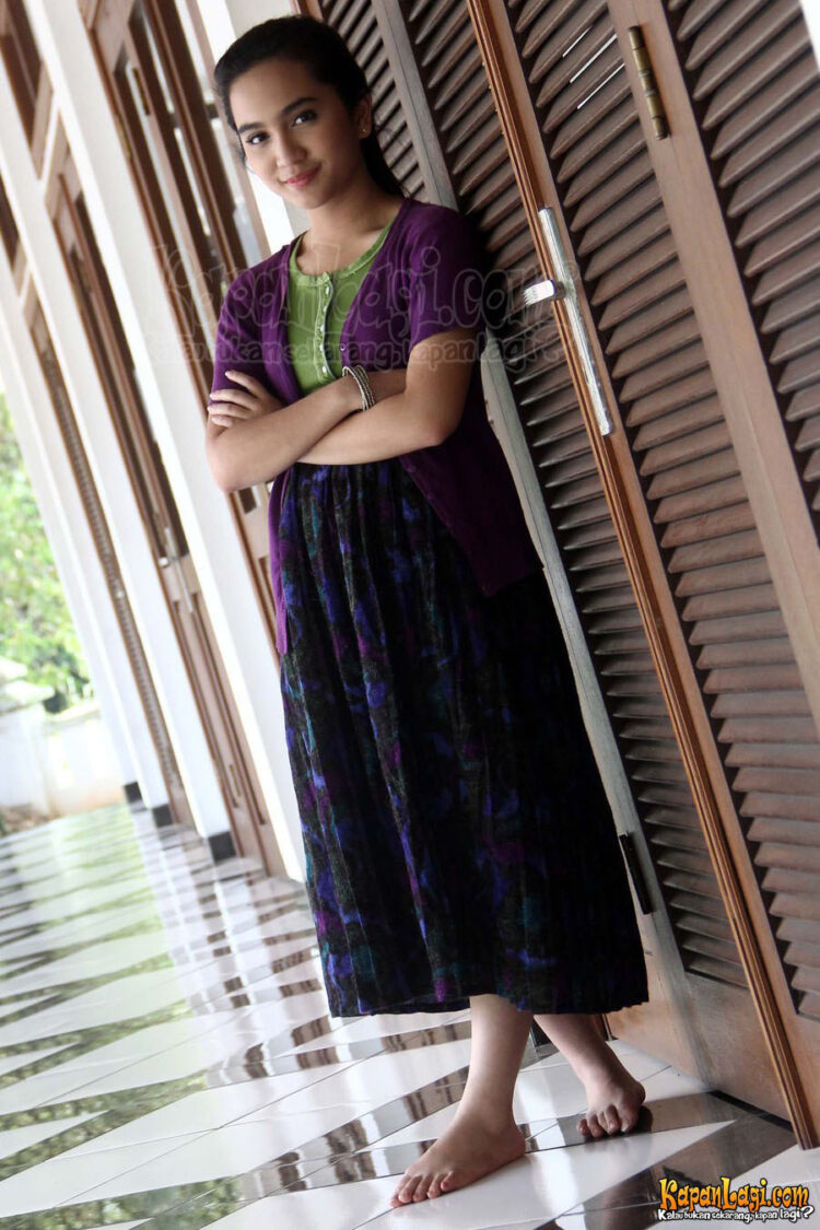 rachel amanda feet 4