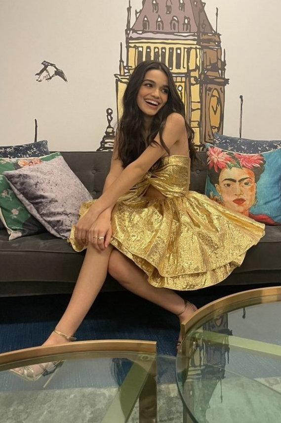 rachel anne graham feet 3