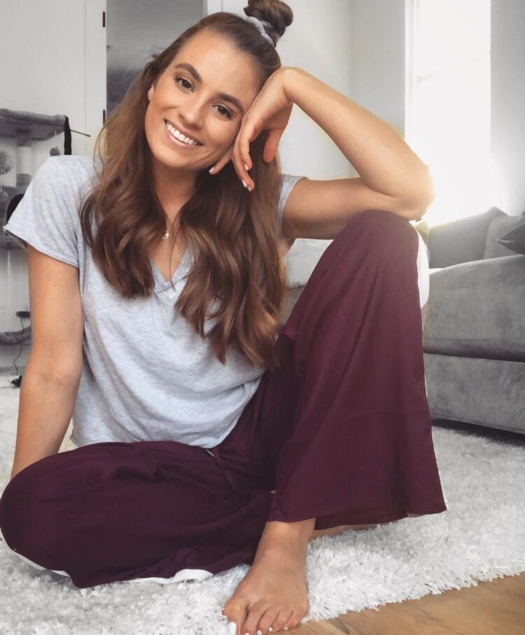 rachel demita feet 5
