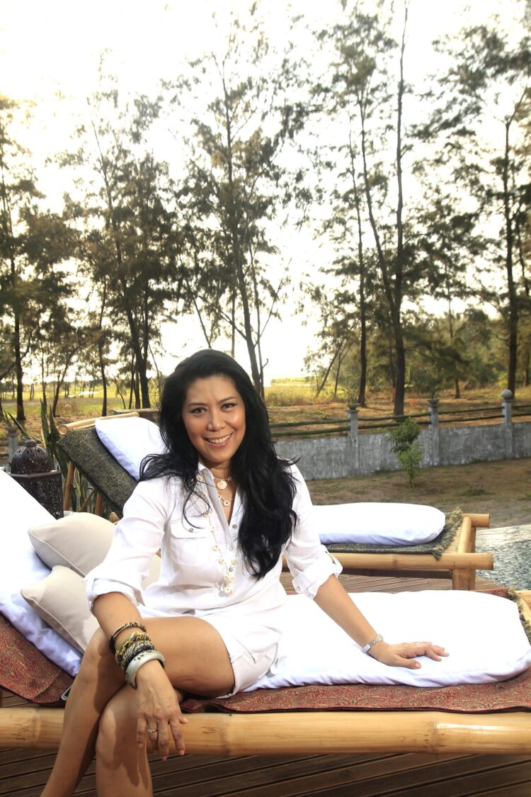 rachel harrison feet scaled