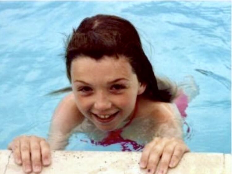 rachel joy scott feet 3