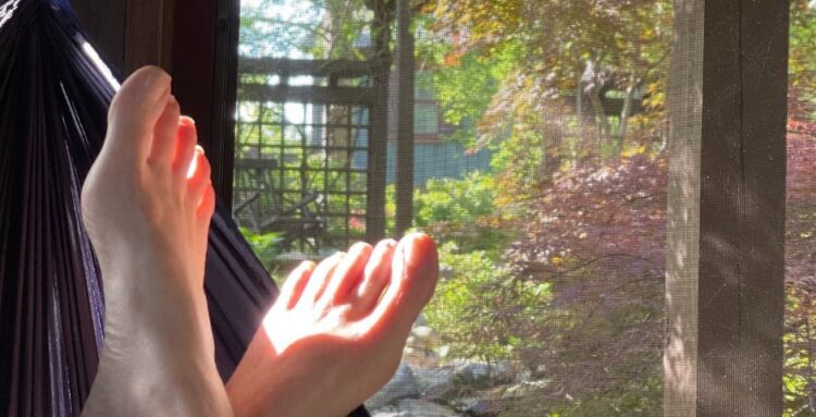 rachel kollock mcdowell feet