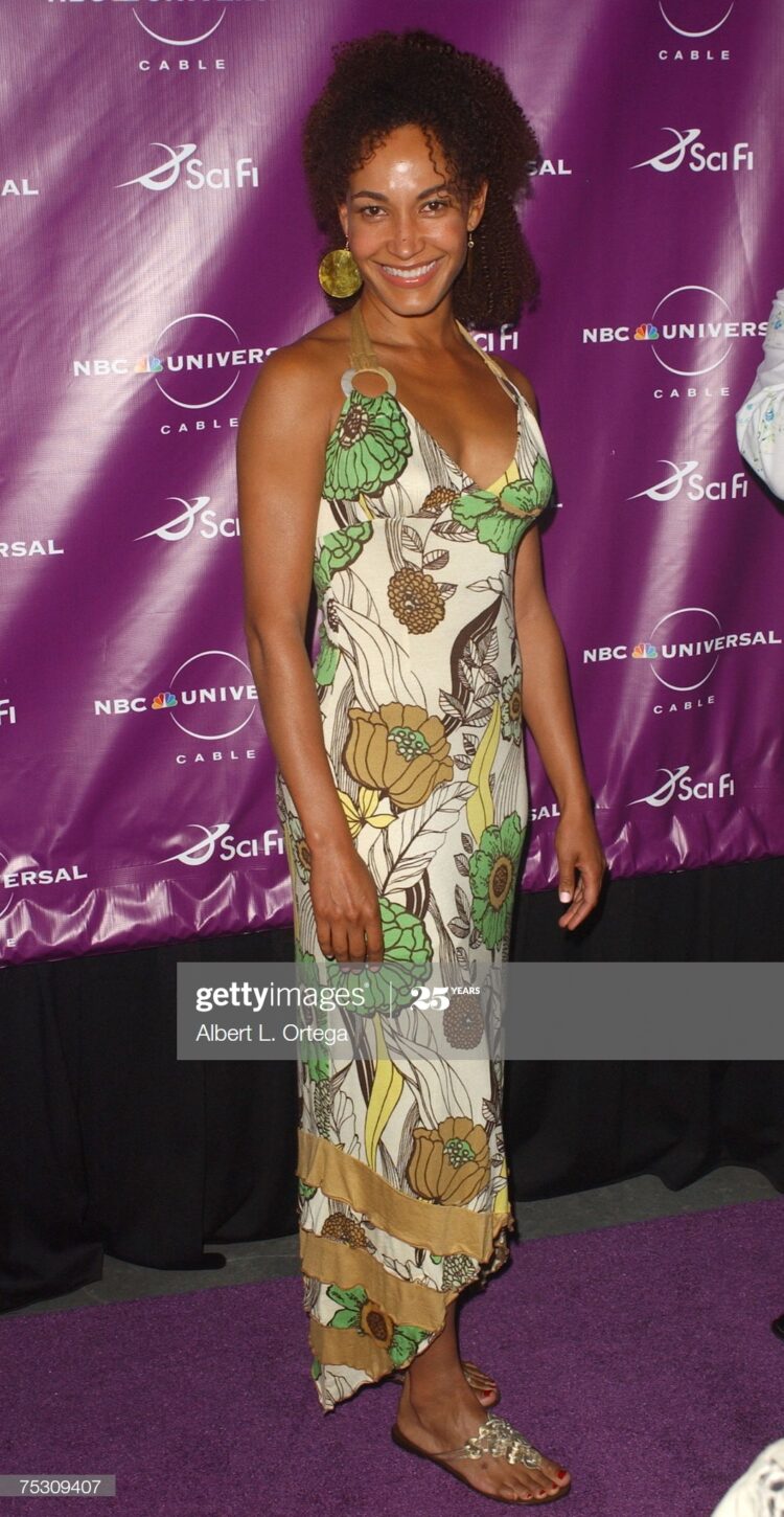 rachel luttrell feet 3