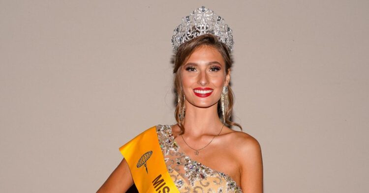 rachel nimegeers feet 4