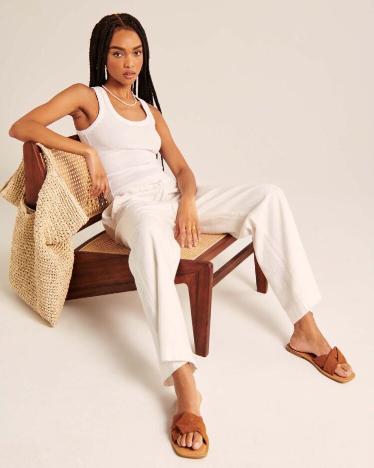 rachel proctor feet scaled