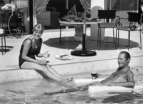 rachel roberts feet 2