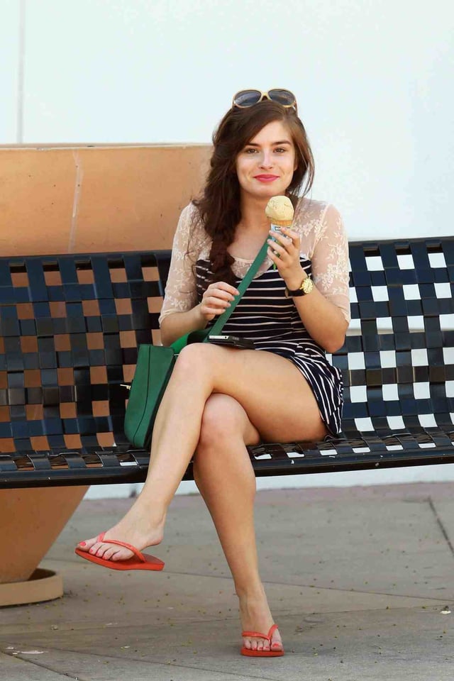 rachel shenton feet 1