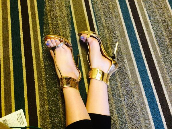 rachel skarsten feet 2