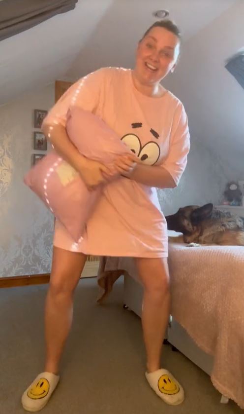 rachel spicer feet 1