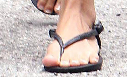 rachel tisdale feet 3