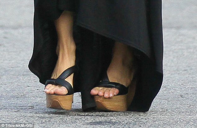 rachel zoe feet 1