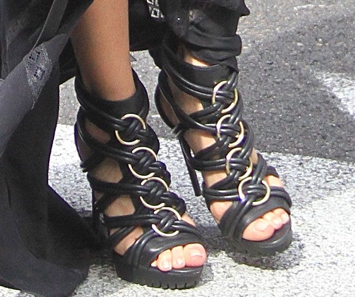 rachel zoe feet 3