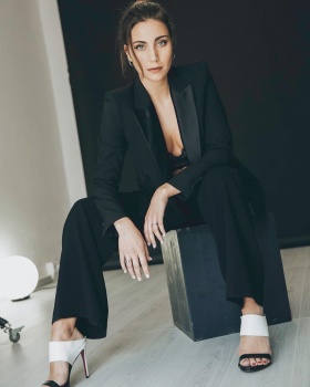 rachele risaliti feet 2