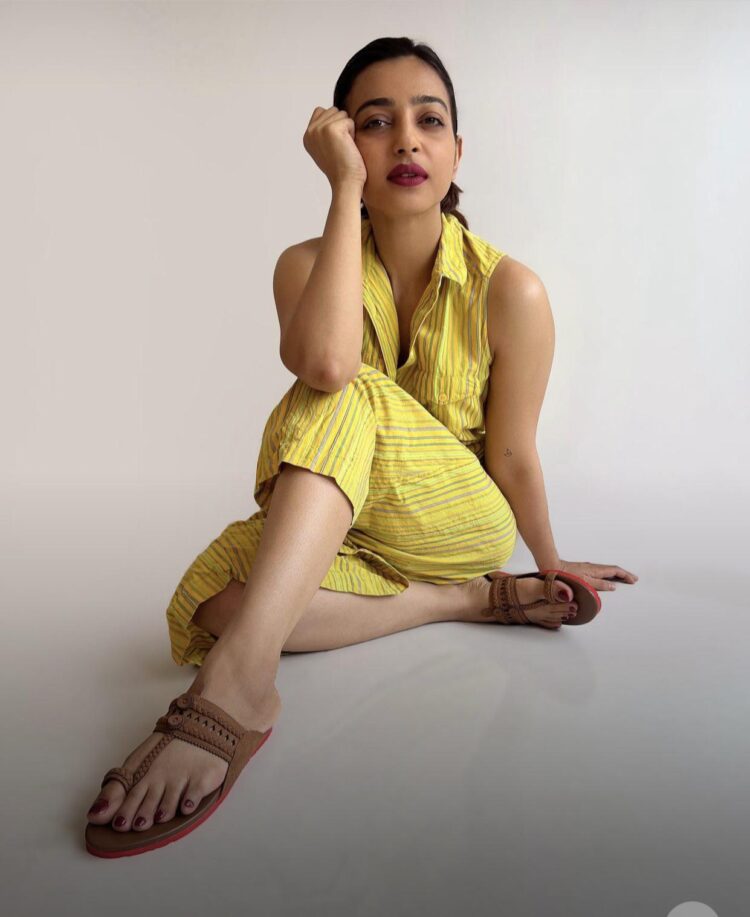 radhika apte feet 5