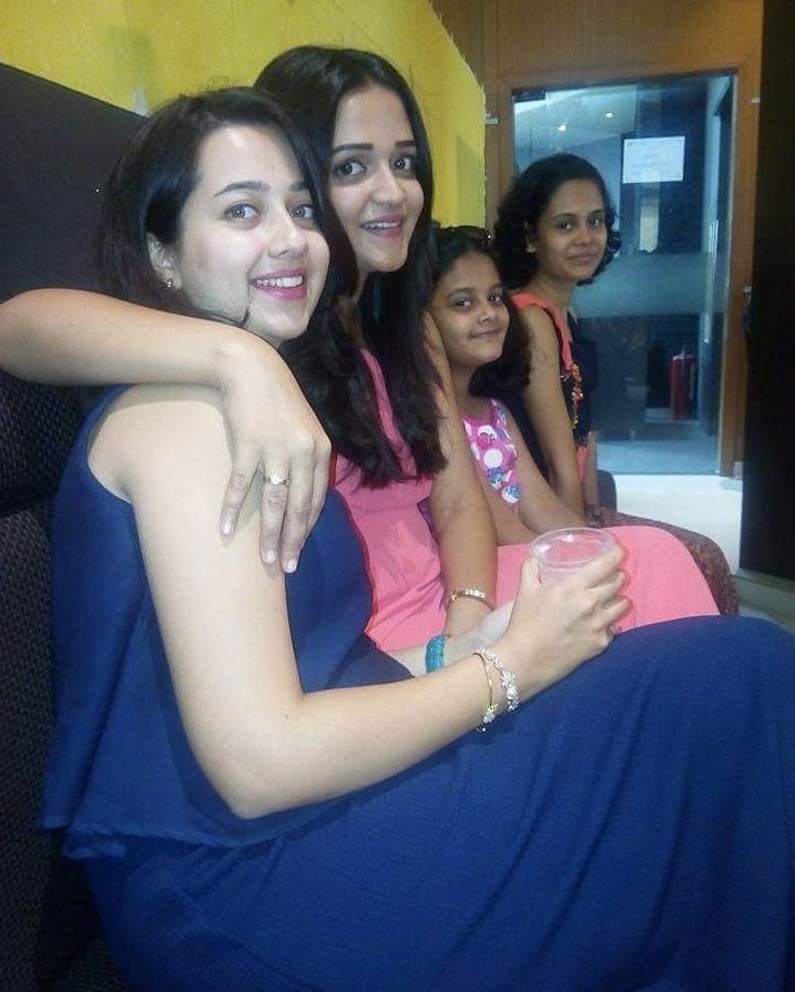 radhika dhopavkar feet 3