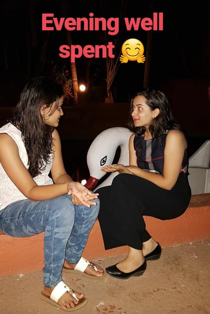 radhika dhopavkar feet