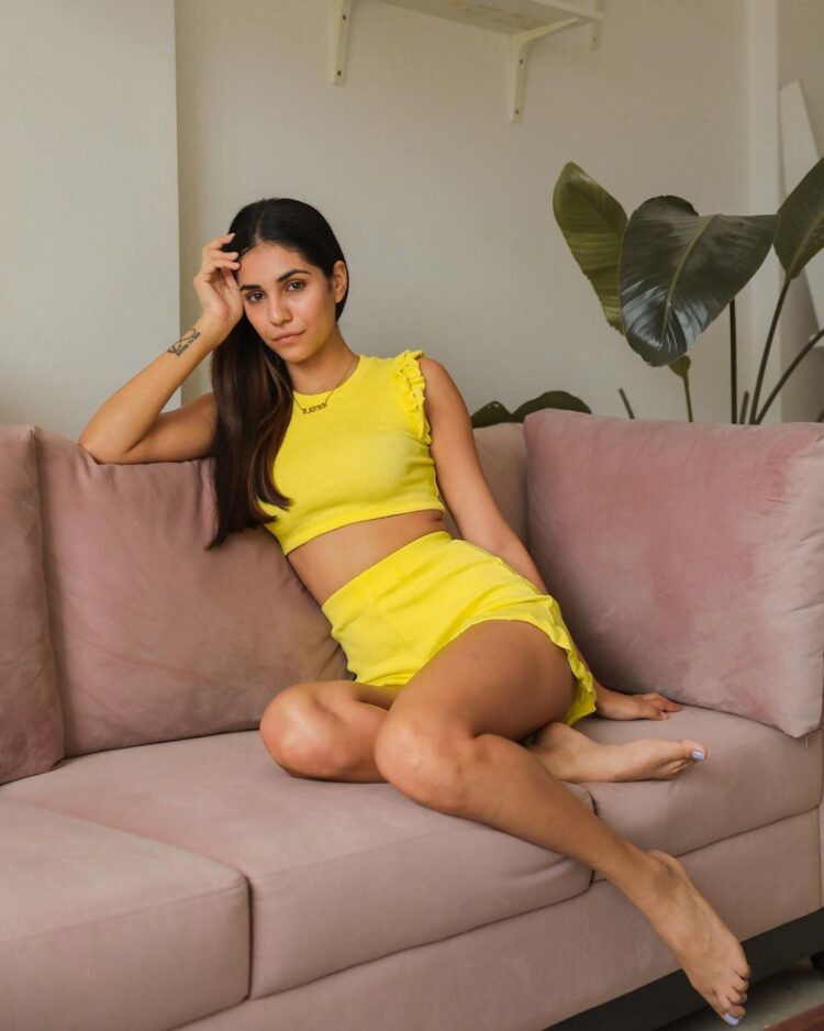 radhika seth feet 2