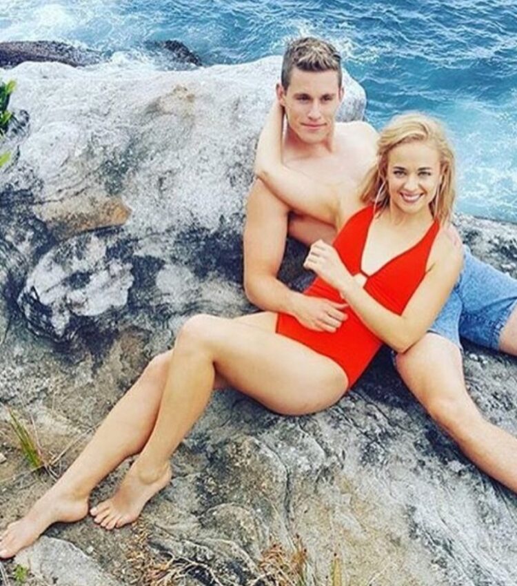 raechelle banno feet 1