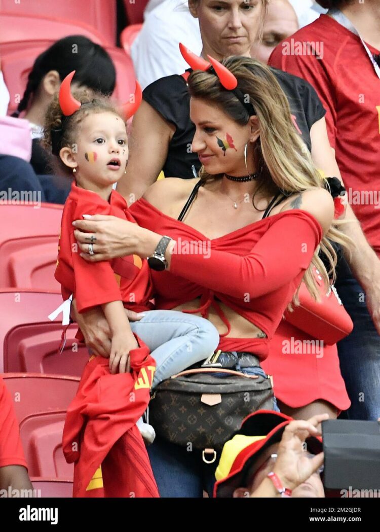 rafaella szabo witsel feet 6