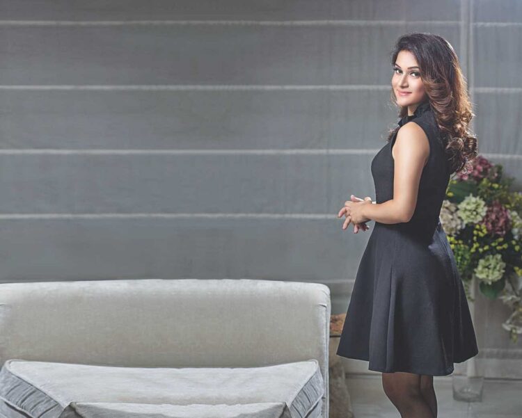 rafiath rashid feet 6