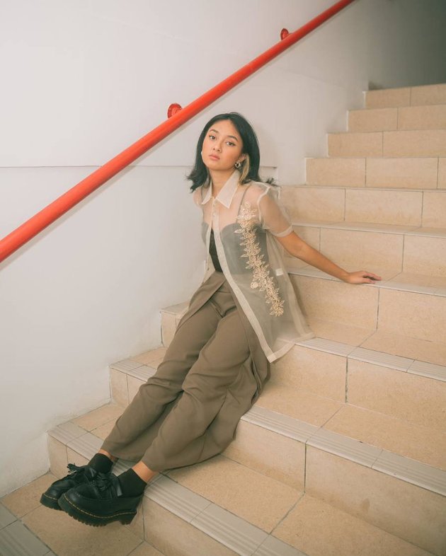 rahmania astrini feet 3