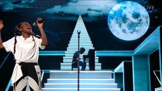 rai elle williams feet 3