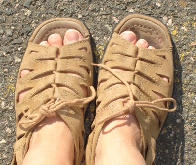 rain florence feet 1