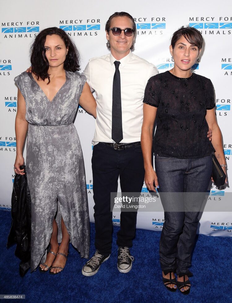 rain phoenix feet 2