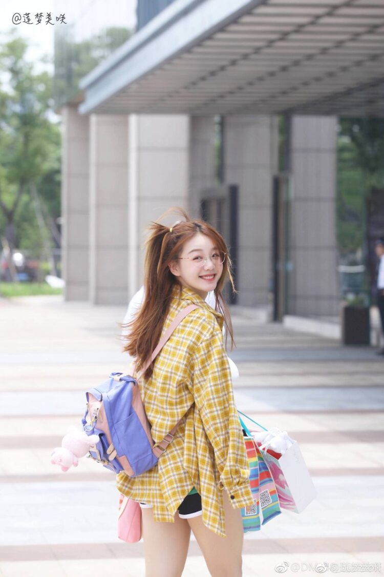 rainbow xu xu mengjie feet 2