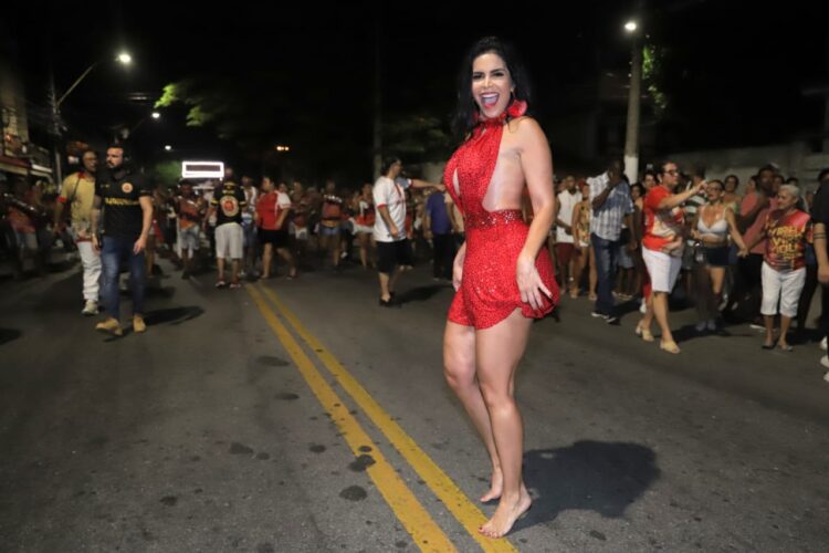 raissa machado feet 1