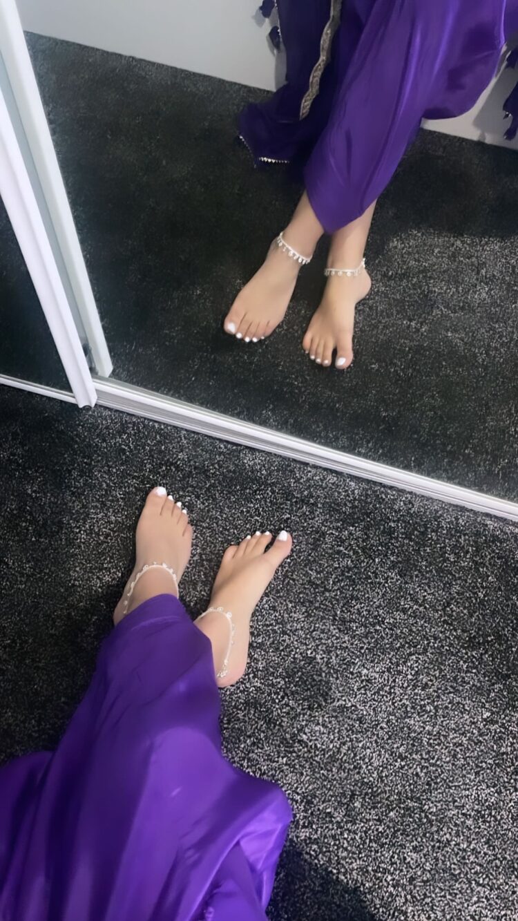 raj shoker feet 2