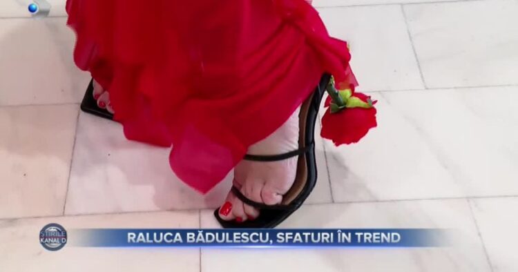Raluca Badulescu Feet