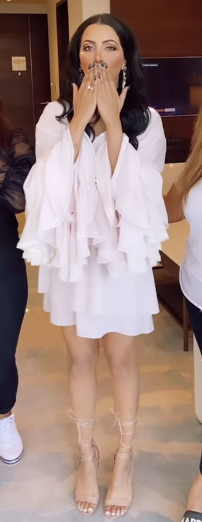 rameet sandhuu feet 2