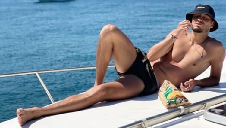 ramy bensebaini feet 2