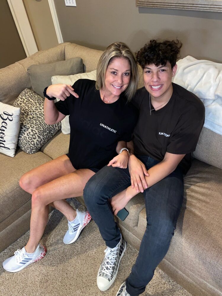 randi mahomes feet 3