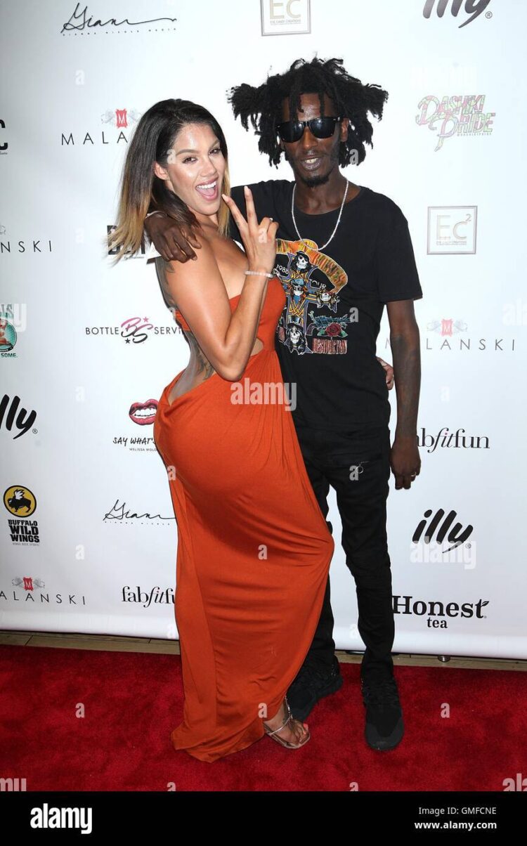 raquel santiago feet 4